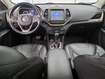 2016 Cherokee Thumbnail 9