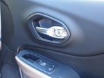 2017 Cherokee Thumbnail 13
