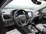 2019 Cherokee Thumbnail 15