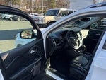 2019 Cherokee Thumbnail 15