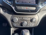 2019 Cherokee Thumbnail 30