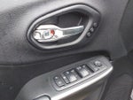 2019 Cherokee Thumbnail 10