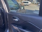 2019 Cherokee Thumbnail 21
