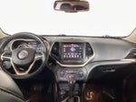 2018 Cherokee Thumbnail 16