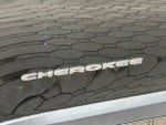 2019 Cherokee Thumbnail 30