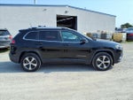 2019 Cherokee Thumbnail 6