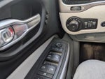 2019 Cherokee Thumbnail 26