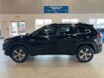 2019 Cherokee Thumbnail 8