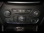 2020 Cherokee Thumbnail 26