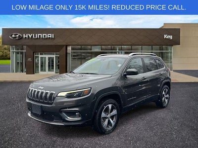 Photo of a 2021 Jeep Cherokee 4X4 Limited 4DR SUV for sale