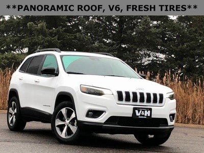 Photo of a 2022 Jeep Cherokee 4X4 Limited 4DR SUV for sale