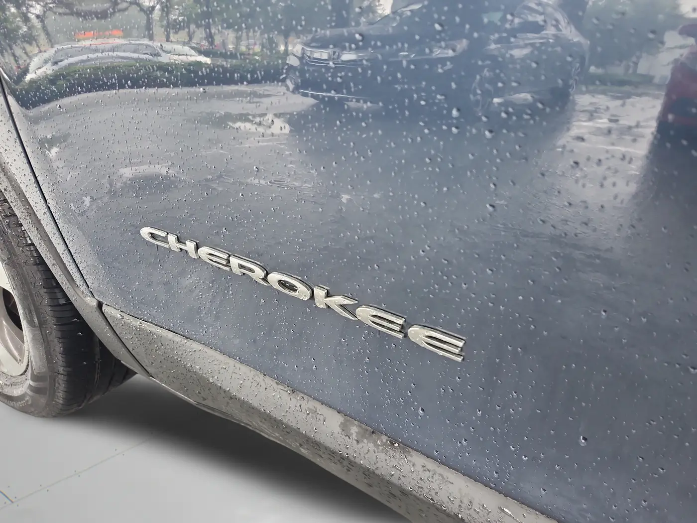 2019 Jeep Cherokee - $9,999