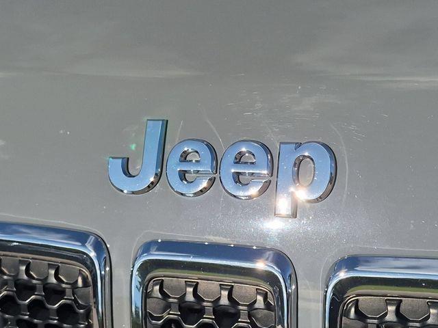 2021 Jeep Cherokee - $21,500