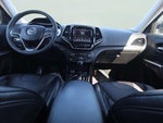 2022 Cherokee Thumbnail 21