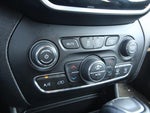 2022 Cherokee Thumbnail 31