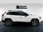2022 Cherokee Thumbnail 2