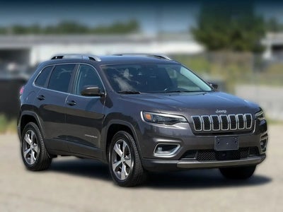 Photo of a 2019 Jeep Cherokee 4X4 High Altitude 4DR SUV for sale