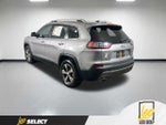 2019 Cherokee Thumbnail 4