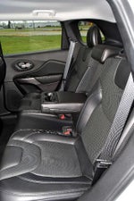 2019 Cherokee Thumbnail 27