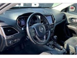2019 Cherokee Thumbnail 16