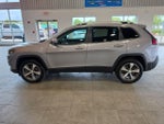 2020 Cherokee Thumbnail 12