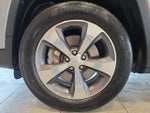 2020 Cherokee Thumbnail 13