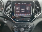2019 Cherokee Thumbnail 38