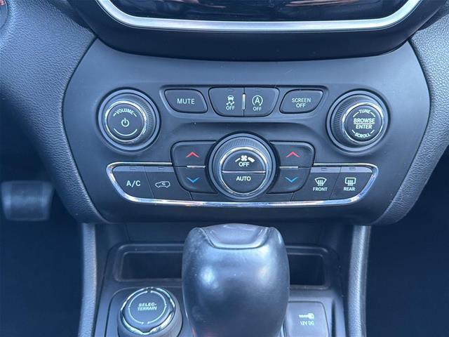 2022 Jeep Cherokee - $21,450