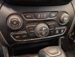2022 Cherokee Thumbnail 24
