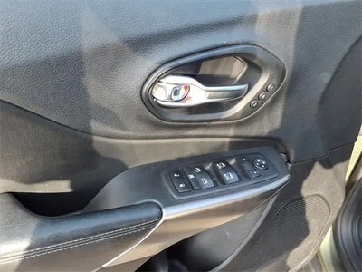 2019 Jeep Cherokee 4X4 Limited 4DR SUV