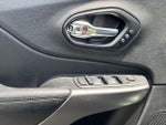 2021 Cherokee Thumbnail 20