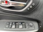 2019 Cherokee Thumbnail 24