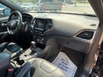 2019 Cherokee Thumbnail 24