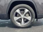 2019 Cherokee Thumbnail 10