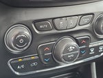 2019 Cherokee Thumbnail 23