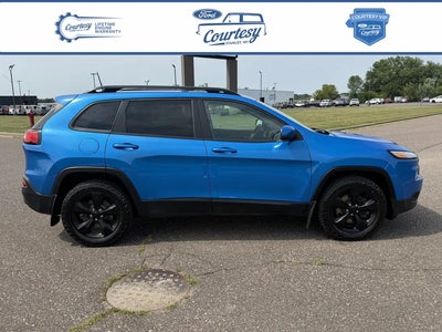 Photo of a 2018 Jeep Cherokee 4X4 Limited 4DR SUV for sale