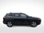 2019 Cherokee Thumbnail 9