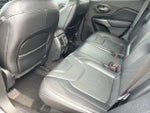 2019 Cherokee Thumbnail 18