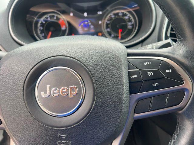 2019 Jeep Cherokee - $12,995