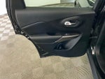 2019 Cherokee Thumbnail 29