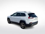 2019 Cherokee Thumbnail 6