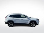 2019 Cherokee Thumbnail 9