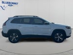 2022 Cherokee Thumbnail 4