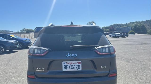 2019 Jeep Cherokee Overland
