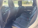 2019 Cherokee Thumbnail 10