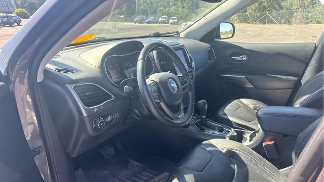 2019 Jeep Cherokee Overland