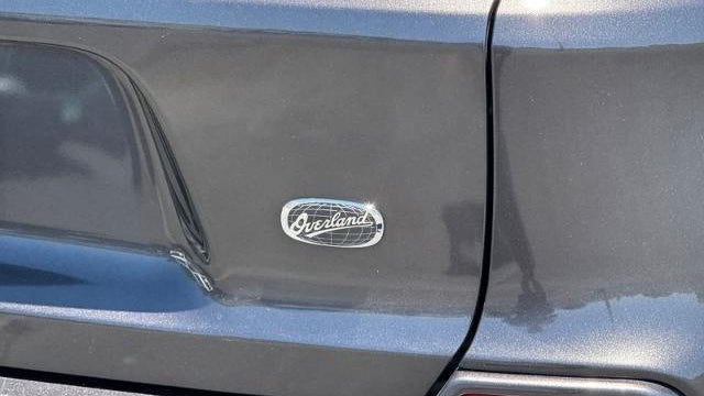 2019 Jeep Cherokee Overland