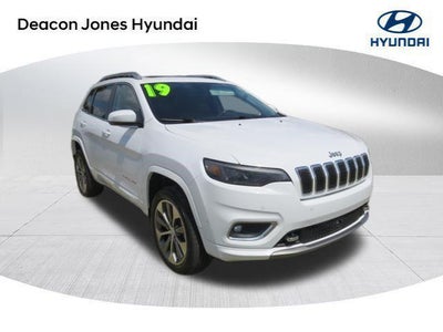 Photo of a 2019 Jeep Cherokee 4X4 Overland 4DR SUV for sale