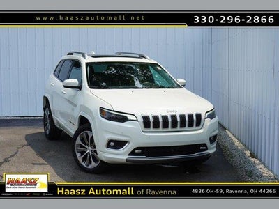 Photo of a 2019 Jeep Cherokee 4X4 Overland 4DR SUV for sale