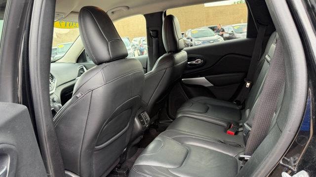 2017 Jeep Cherokee Overland